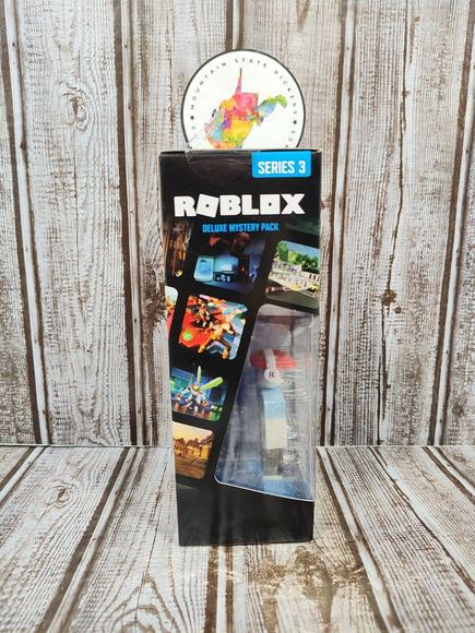 Roblox Deluxe Mystery Pack Series 3 Greenville: Car Dealer Worker With Code NIB - Picture 3 of 6